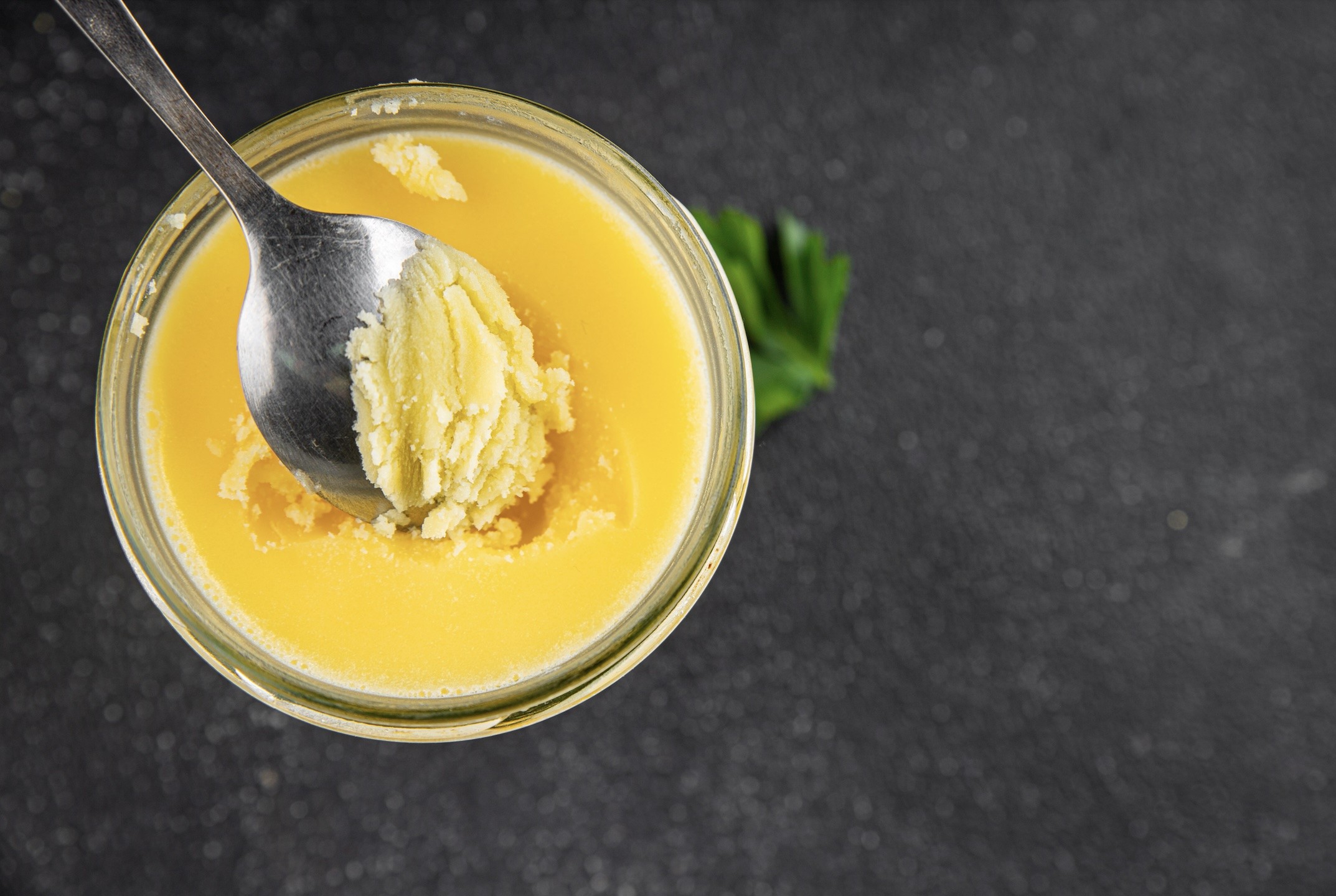Le beurre de ghee, l'or doré de l'Ayurveda Le beurre de ghee, l'or doré de l'Ayurveda